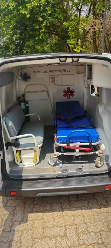remoção simples com ambulância